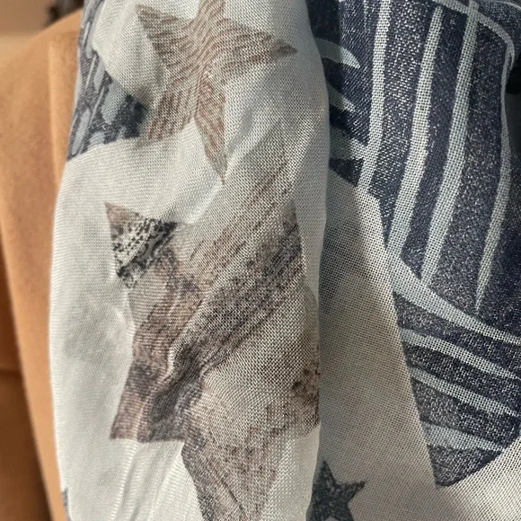 Stars scarf - Picture 5 of 5